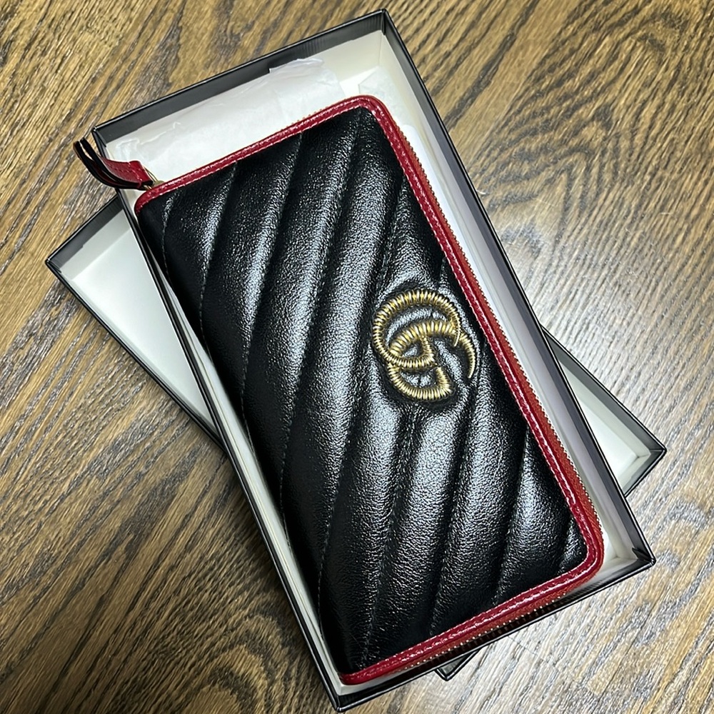 Gucci wallet